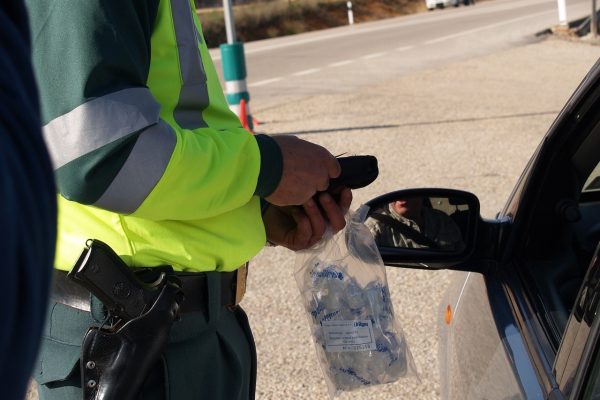 Quan és delicte conduir sota influència de begudes alcohòliques